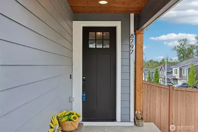 8797 68th Place NE, Marysville, WA 98270 - Photo 4