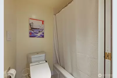 2100 3rd Avenue #2601, Seattle, WA 98121 - Photo 12