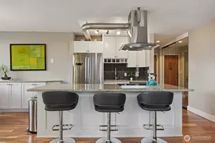 2100 3rd Ave, Seattle, WA 98121 - Photo 6