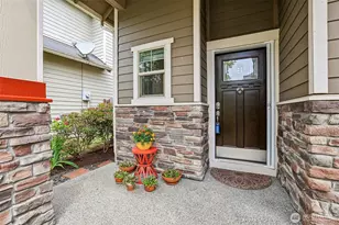 10015 1st St NE, Lake Stevens, WA 98258 - Photo 2
