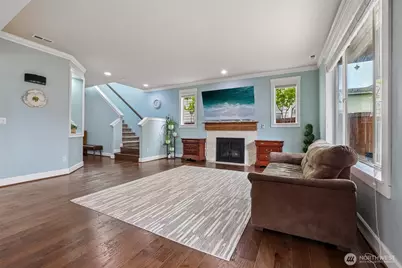 10015 1st Street NE, Lake Stevens, WA 98258 - Photo 4