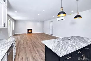 2427 Cambridge Ct, Langley, WA 98260 - Photo 8