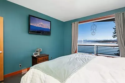 1822 Seacrest Drive, Lummi Island, WA 98262 - Photo 14
