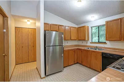 5208 63rd Avenue Ct W, University Place, WA 98467 - Photo 14