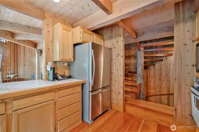 211 Laverne Drive, Kalama, WA 98625 - Photo 14