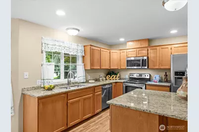 18319 Driftwood Drive E, Lake Tapps, WA 98391 - Photo 18
