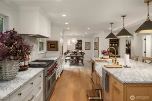 7306 Island Crest Way, Mercer Island, WA 98040 - Photo 10