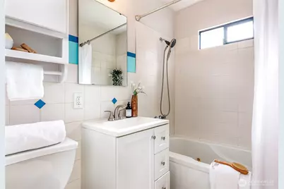 8447 35th Avenue SW, Seattle, WA 98126 - Photo 14