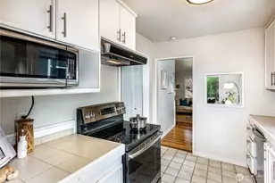 8447 35th Ave SW, Seattle, WA 98126 - Photo 12