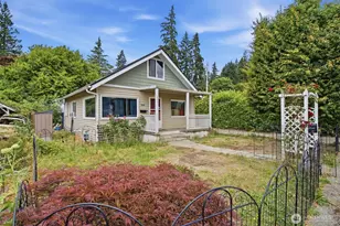 303 S Hartford Ave, Bremerton, WA 98312 - Photo 1