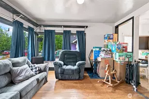 303 S Hartford Ave, Bremerton, WA 98312 - Photo 8