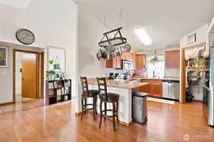 2311 W 12th St, Port Angeles, WA 98363 - Photo 4