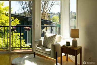 3425 21st Avenue W #A, Seattle, WA 98199 - Photo 8