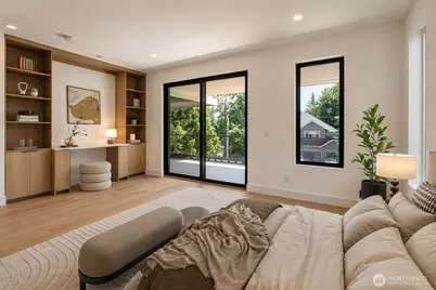 10234 NE 20th Place, Bellevue, WA 98004 - Photo 22
