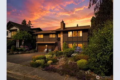 1136 7th Avenue S, Edmonds, WA 98020 - Photo 2