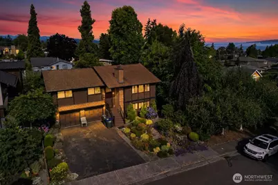 1136 7th Avenue S, Edmonds, WA 98020 - Photo 4