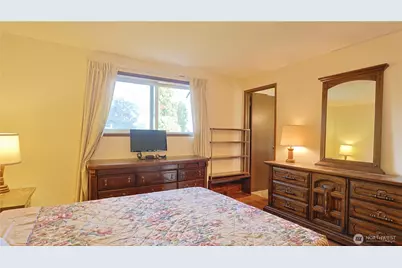 1136 7th Avenue S, Edmonds, WA 98020 - Photo 18