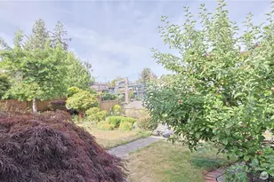 1136 7th Ave S, Edmonds, WA 98020 - Photo 28