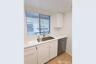 3518 109th Place NE #222, Bellevue, WA 98004 - Photo 24