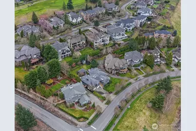 7041 Eagle Lake Drive SE, Snoqualmie, WA 98065 - Photo 32