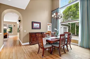 24504 SE 3rd Ct, Sammamish, WA 98074 - Photo 2