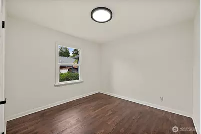 8811 SW Wildwood Ave, Lakewood, WA 98498 - Photo 16