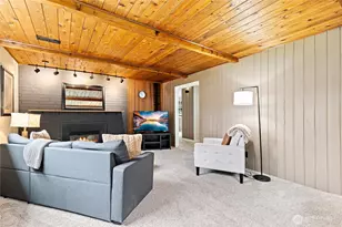 8707 Maple Ln, Edmonds, WA 98026 - Photo 24