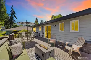 8707 Maple Ln, Edmonds, WA 98026 - Photo 2