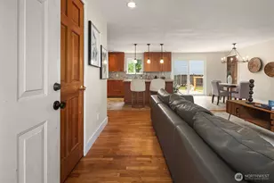 21010 22nd Ave W, Lynnwood, WA 98036 - Photo 2