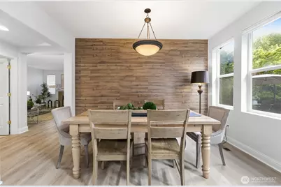 1403 240th Way SE, Sammamish, WA 98075 - Photo 10