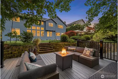 1403 240th Way SE, Sammamish, WA 98075 - Photo 38