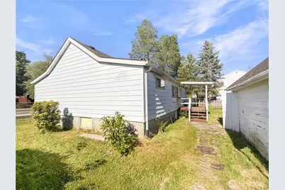 702 Martin Street, Steilacoom, WA 98388 - Photo 6