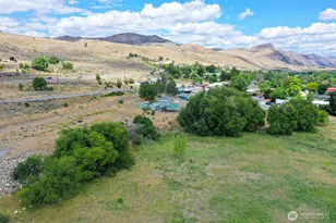 406 Kendall St, Riverside, WA 98849 - Photo 2