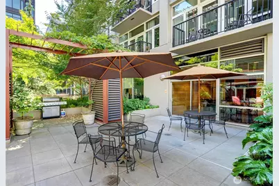 2717 Western Avenue #522, Seattle, WA 98121 - Photo 22