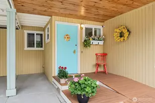 12415 NE 112th St, Kirkland, WA 98033 - Photo 2