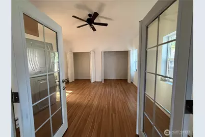 8595 Golden Valley Drive, Maple Falls, WA 98266 - Photo 10