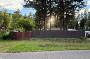 8595 Golden Valley Dr, Maple Falls, WA 98266 - Photo 26