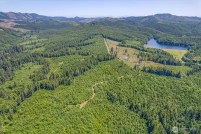 1 W Walberg Road, Chinook, WA 98614 - Photo 14