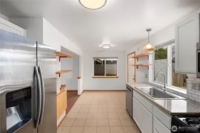 8823 Delridge Way SW #B, Seattle, WA 98106 - Photo 14