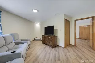 16412 38th Ave E, Tacoma, WA 98446 - Photo 26