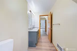 16412 38th Ave E, Tacoma, WA 98446 - Photo 32