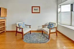 211 Summit Ave E, Seattle, WA 98102 - Photo 14