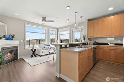 655 Crockett Street #A507, Seattle, WA 98109 - Photo 8