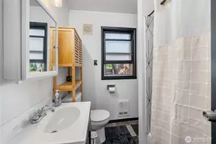 10251 3rd Ave SW, Seattle, WA 98146 - Photo 16