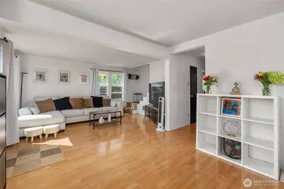 10251 3rd Avenue SW, Seattle, WA 98146 - Photo 8