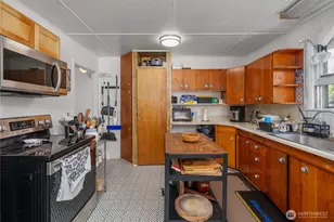 10251 3rd Ave SW, Seattle, WA 98146 - Photo 12