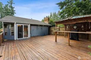 8201 179th Ave E, Bonney Lake, WA 98391 - Photo 12