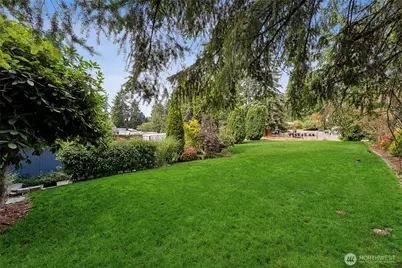 8201 179th Avenue E, Bonney Lake, WA 98391 - Photo 4