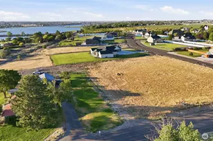 9512 NE Morgan Rd, Moses Lake, WA 98837 - Photo 1