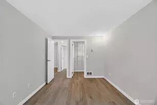 1300 W Boston St, Seattle, WA 98119 - Photo 10